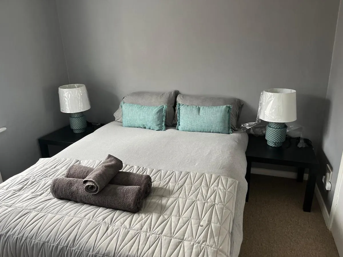 Brighton Central Home With Free Parking